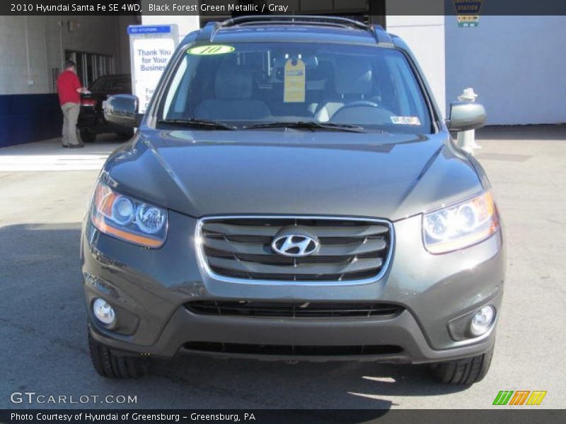Black Forest Green Metallic / Gray 2010 Hyundai Santa Fe SE 4WD