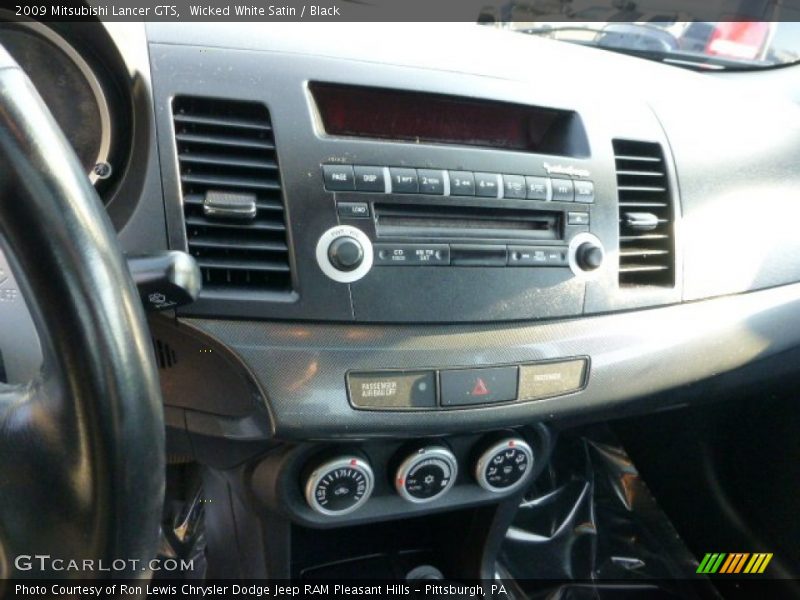 Wicked White Satin / Black 2009 Mitsubishi Lancer GTS
