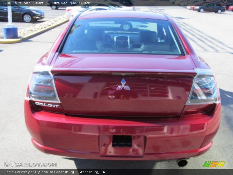 Ultra Red Pearl / Black 2006 Mitsubishi Galant ES