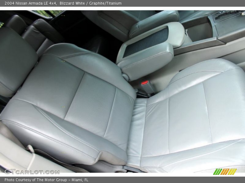 Blizzard White / Graphite/Titanium 2004 Nissan Armada LE 4x4
