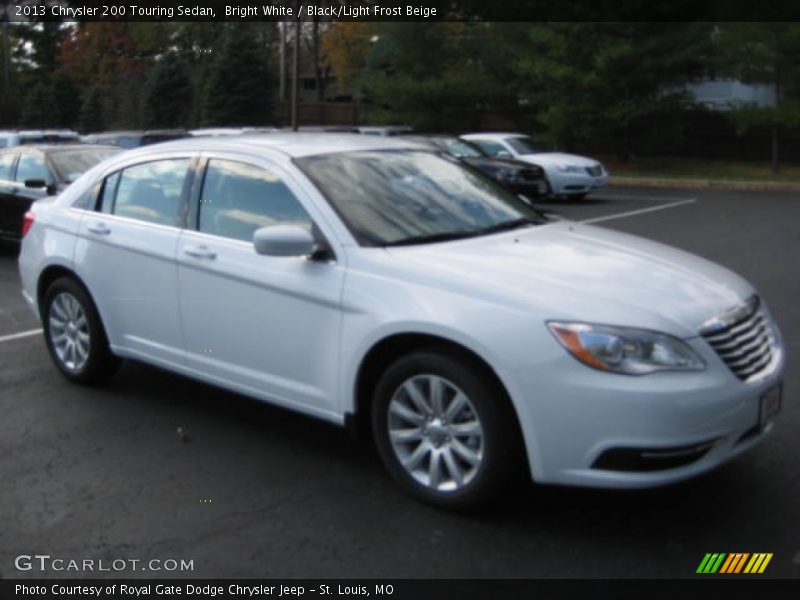 Bright White / Black/Light Frost Beige 2013 Chrysler 200 Touring Sedan