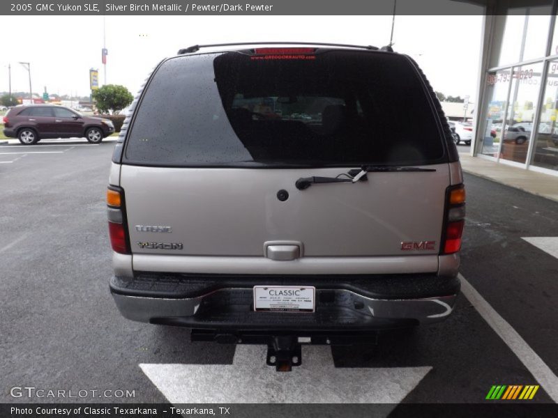 Silver Birch Metallic / Pewter/Dark Pewter 2005 GMC Yukon SLE