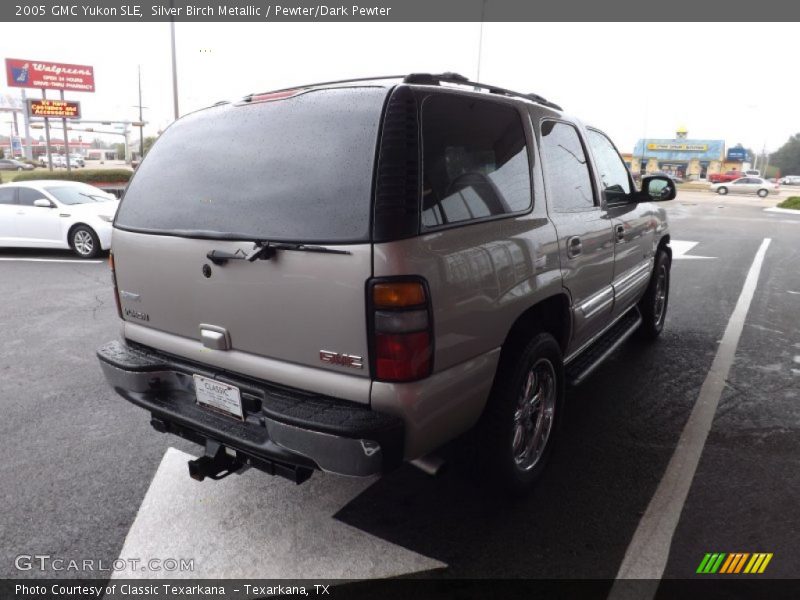 Silver Birch Metallic / Pewter/Dark Pewter 2005 GMC Yukon SLE