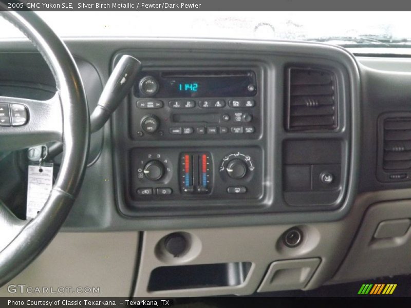 Silver Birch Metallic / Pewter/Dark Pewter 2005 GMC Yukon SLE