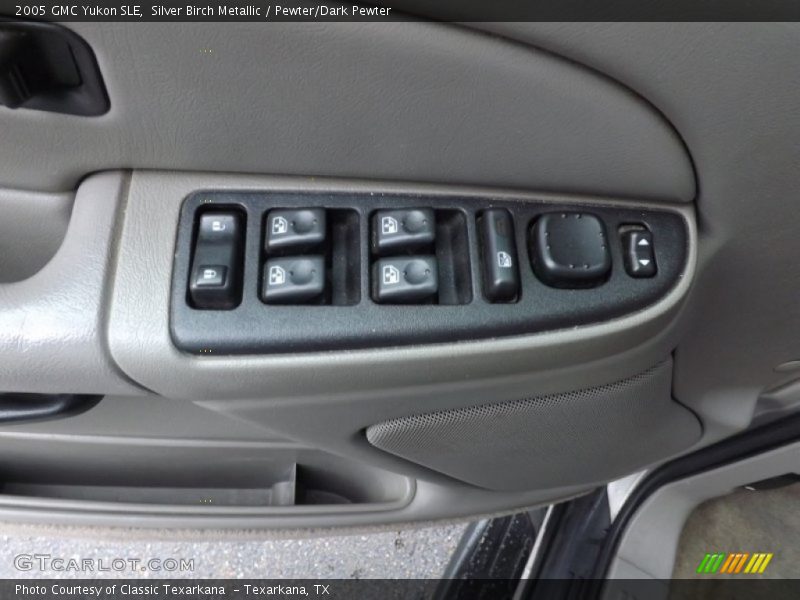 Silver Birch Metallic / Pewter/Dark Pewter 2005 GMC Yukon SLE