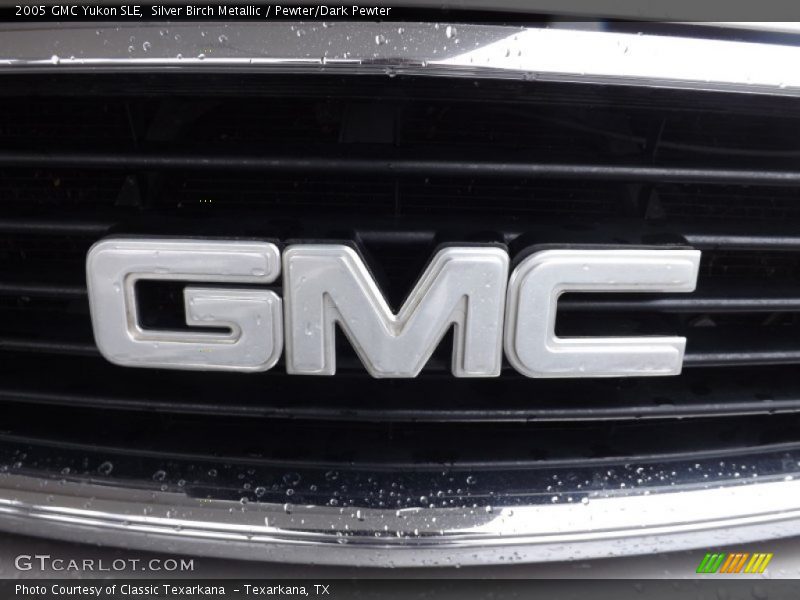 Silver Birch Metallic / Pewter/Dark Pewter 2005 GMC Yukon SLE