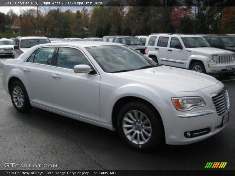 Bright White / Black/Light Frost Beige 2013 Chrysler 300