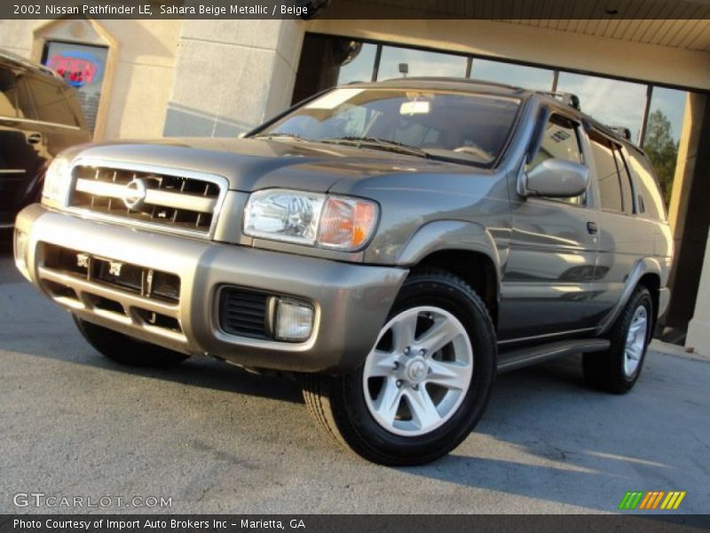 Sahara Beige Metallic / Beige 2002 Nissan Pathfinder LE