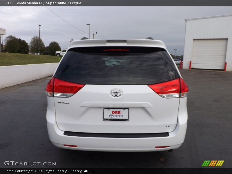 Super White / Bisque 2013 Toyota Sienna LE