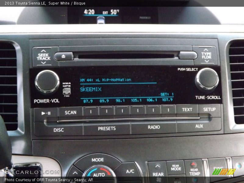 Super White / Bisque 2013 Toyota Sienna LE