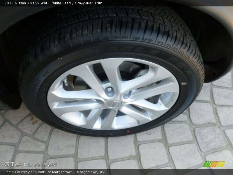 White Pearl / Gray/Silver Trim 2012 Nissan Juke SV AWD