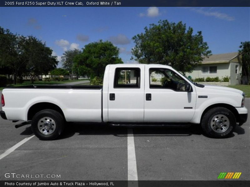 Oxford White / Tan 2005 Ford F250 Super Duty XLT Crew Cab