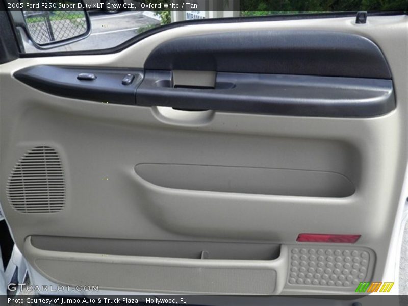 Oxford White / Tan 2005 Ford F250 Super Duty XLT Crew Cab