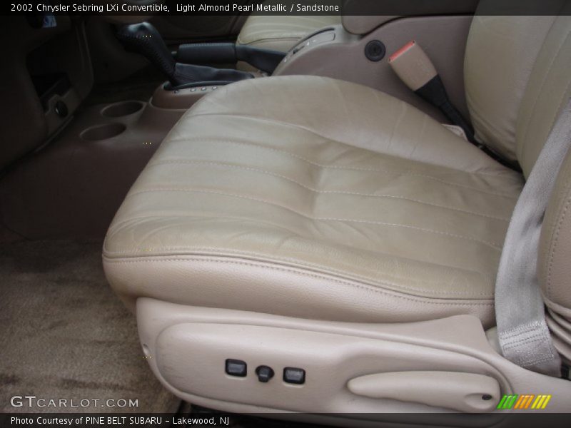 Light Almond Pearl Metallic / Sandstone 2002 Chrysler Sebring LXi Convertible