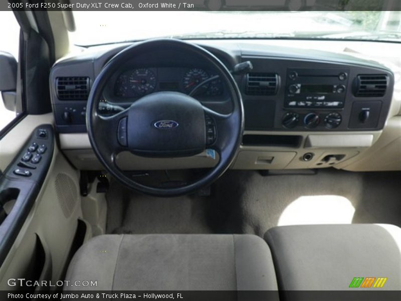 Oxford White / Tan 2005 Ford F250 Super Duty XLT Crew Cab