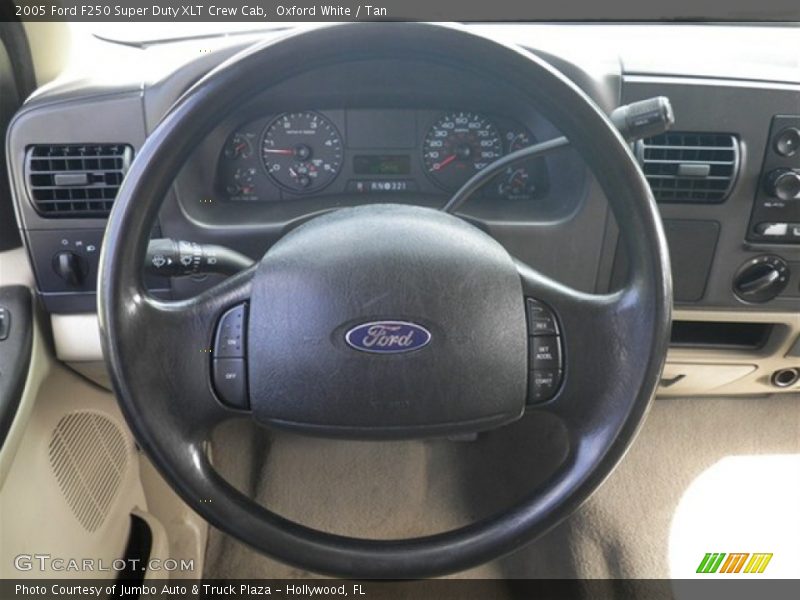 Oxford White / Tan 2005 Ford F250 Super Duty XLT Crew Cab