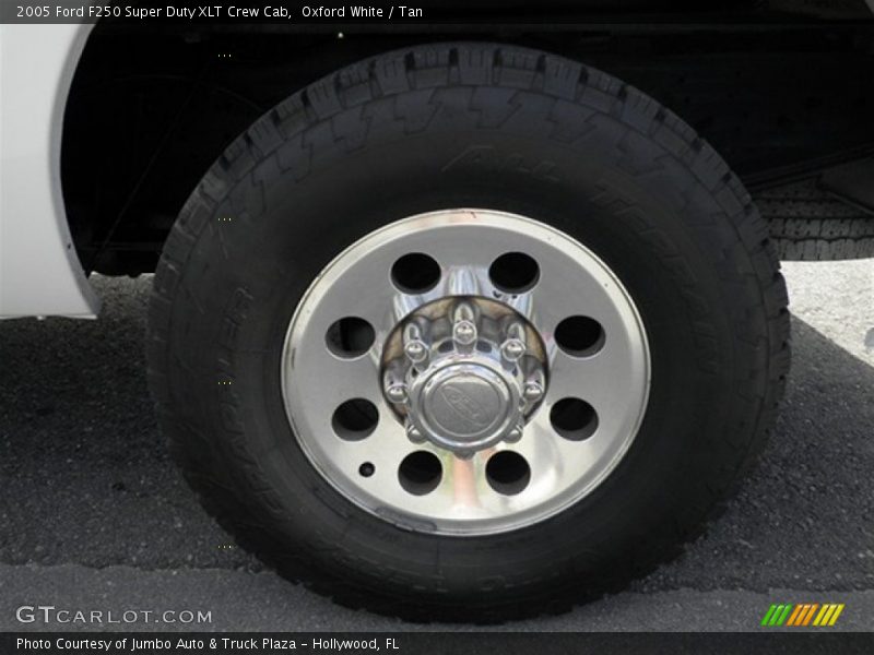 Oxford White / Tan 2005 Ford F250 Super Duty XLT Crew Cab