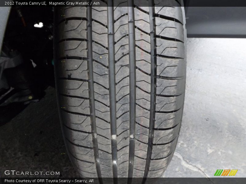 Magnetic Gray Metallic / Ash 2012 Toyota Camry LE