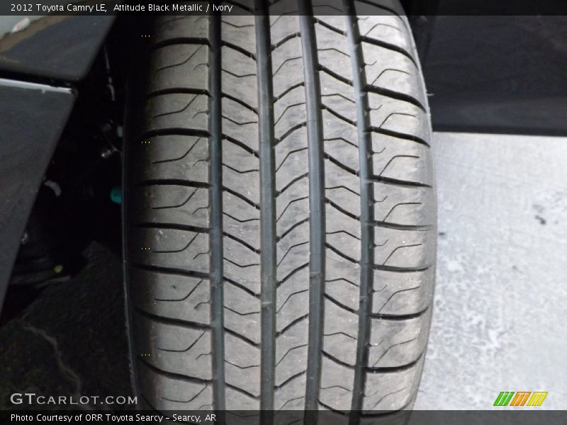 Attitude Black Metallic / Ivory 2012 Toyota Camry LE