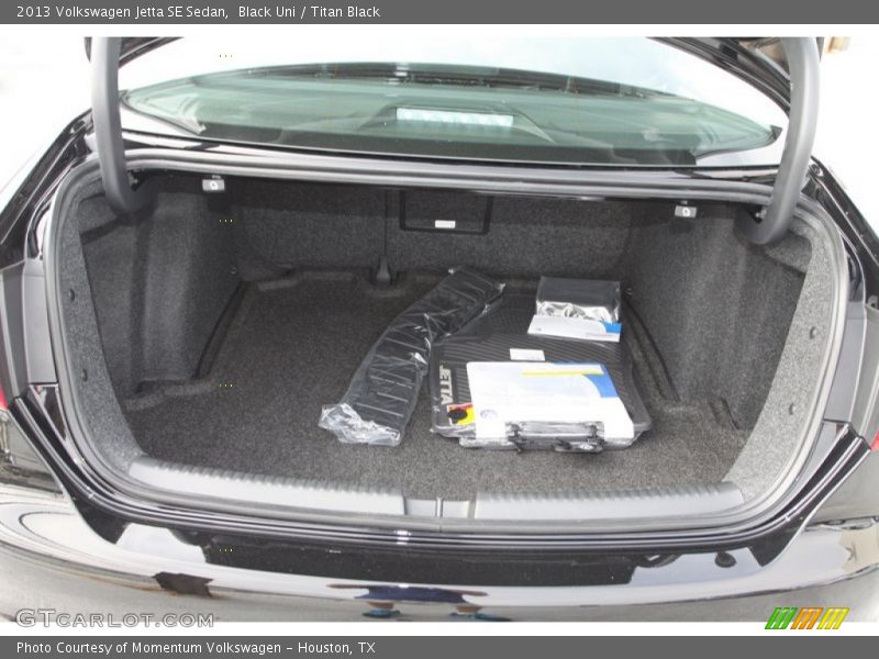 Black Uni / Titan Black 2013 Volkswagen Jetta SE Sedan
