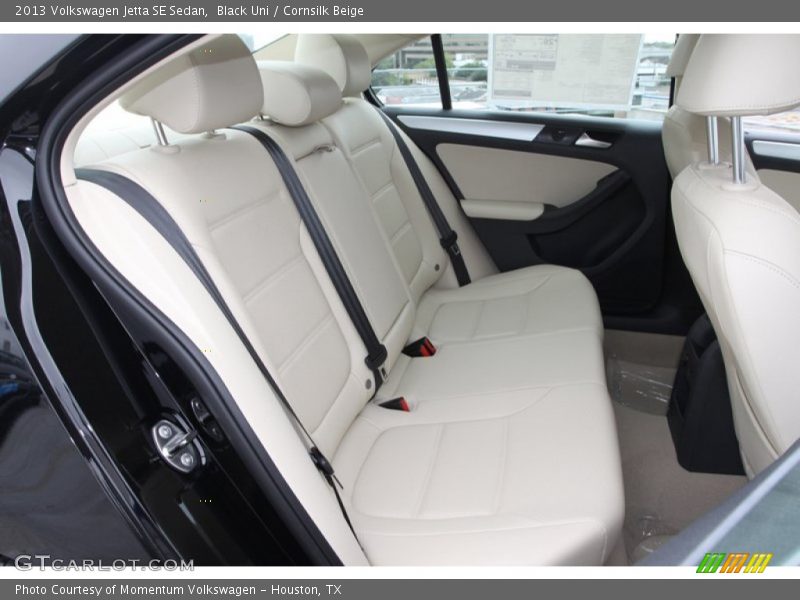 Black Uni / Cornsilk Beige 2013 Volkswagen Jetta SE Sedan