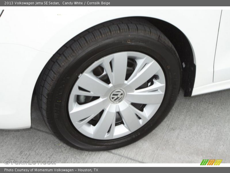 Candy White / Cornsilk Beige 2013 Volkswagen Jetta SE Sedan