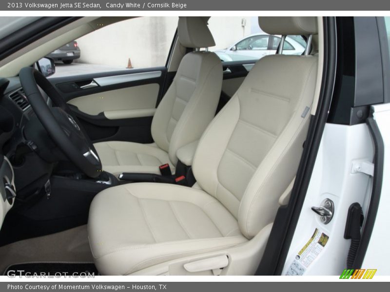Candy White / Cornsilk Beige 2013 Volkswagen Jetta SE Sedan
