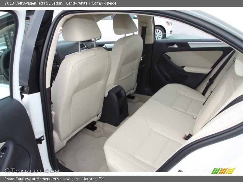Candy White / Cornsilk Beige 2013 Volkswagen Jetta SE Sedan