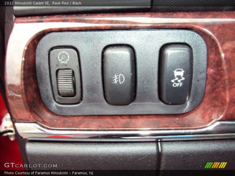 Controls of 2012 Galant SE