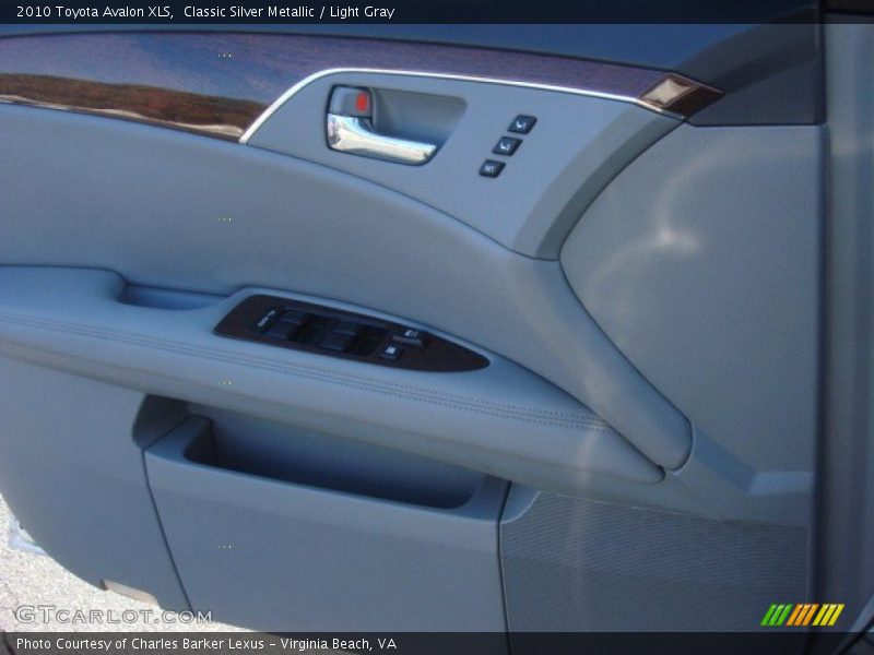 Classic Silver Metallic / Light Gray 2010 Toyota Avalon XLS