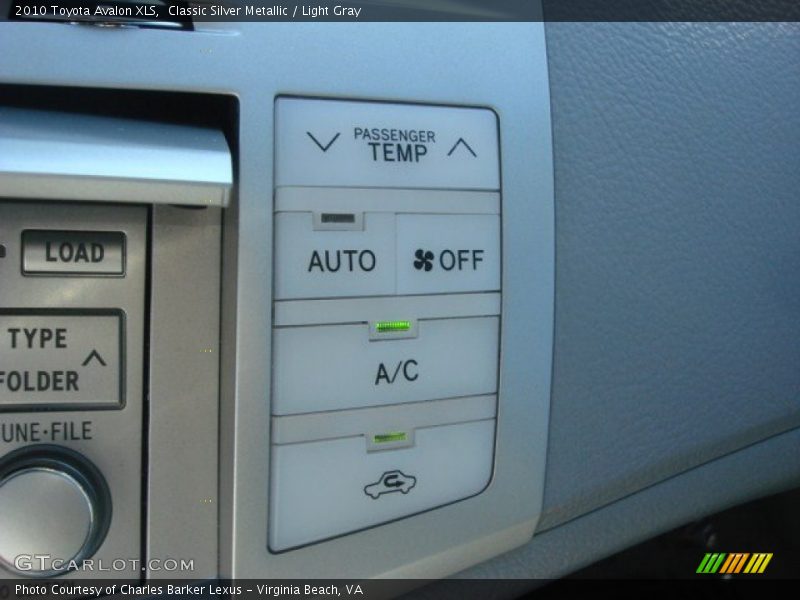 Classic Silver Metallic / Light Gray 2010 Toyota Avalon XLS