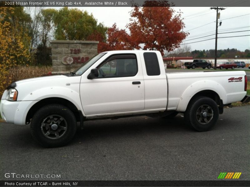 Avalanche White / Black 2003 Nissan Frontier XE V6 King Cab 4x4