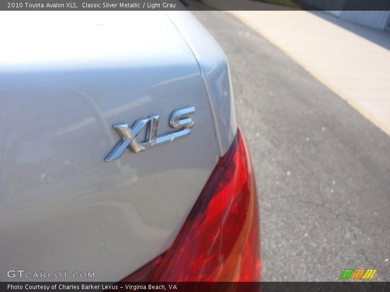 Classic Silver Metallic / Light Gray 2010 Toyota Avalon XLS