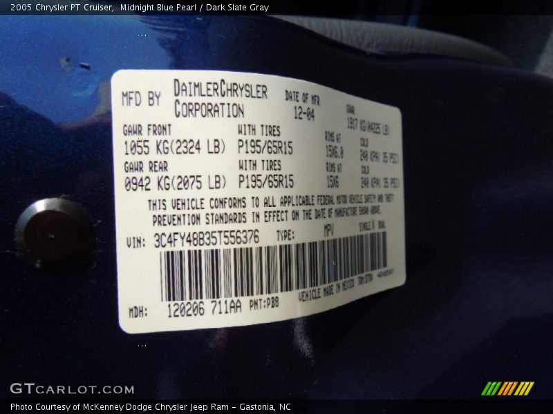 Midnight Blue Pearl / Dark Slate Gray 2005 Chrysler PT Cruiser