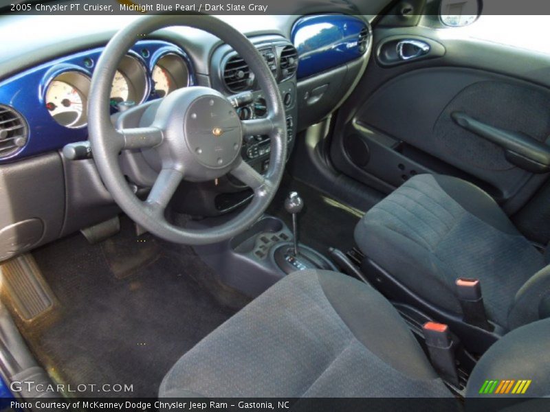 Midnight Blue Pearl / Dark Slate Gray 2005 Chrysler PT Cruiser