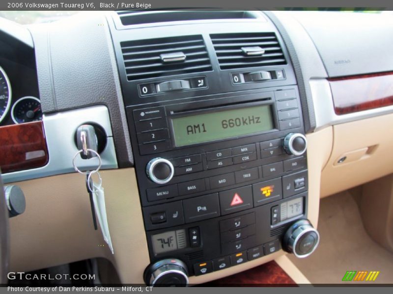 Black / Pure Beige 2006 Volkswagen Touareg V6