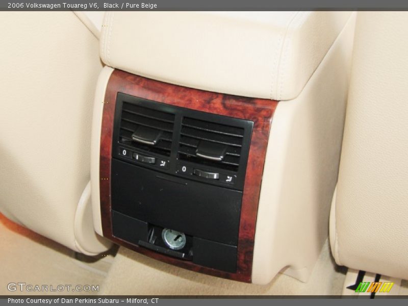 Black / Pure Beige 2006 Volkswagen Touareg V6