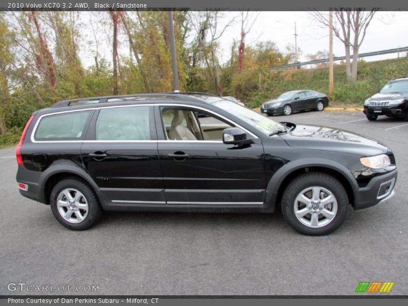 Black / Sandstone 2010 Volvo XC70 3.2 AWD