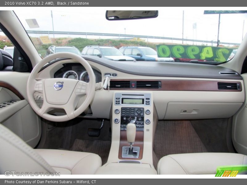 Black / Sandstone 2010 Volvo XC70 3.2 AWD