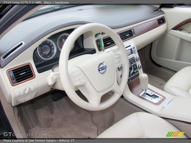 Black / Sandstone 2010 Volvo XC70 3.2 AWD