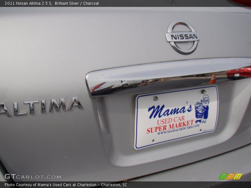Brilliant Silver / Charcoal 2011 Nissan Altima 2.5 S