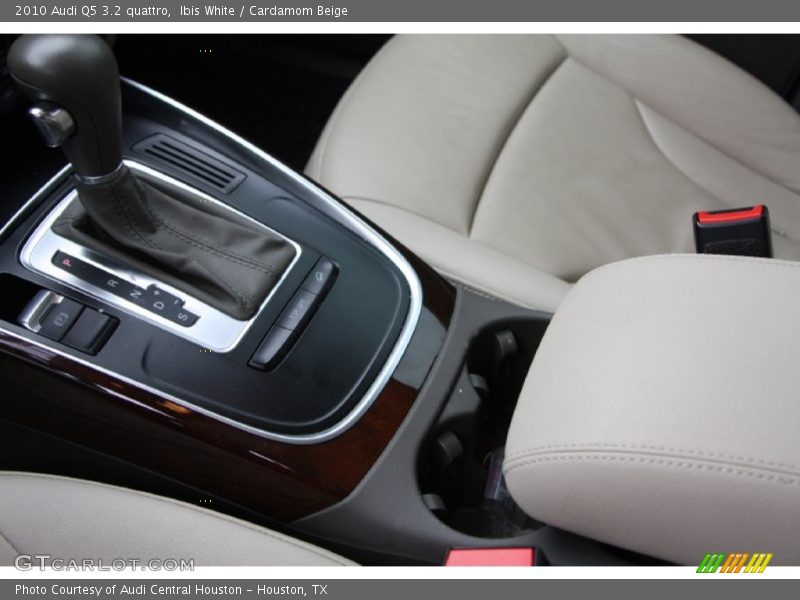 Ibis White / Cardamom Beige 2010 Audi Q5 3.2 quattro