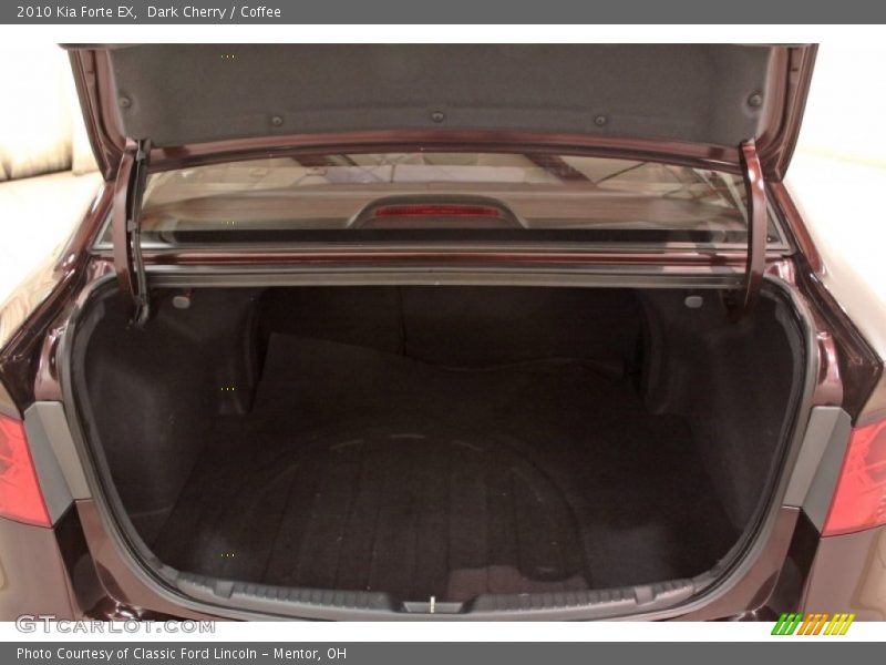  2010 Forte EX Trunk