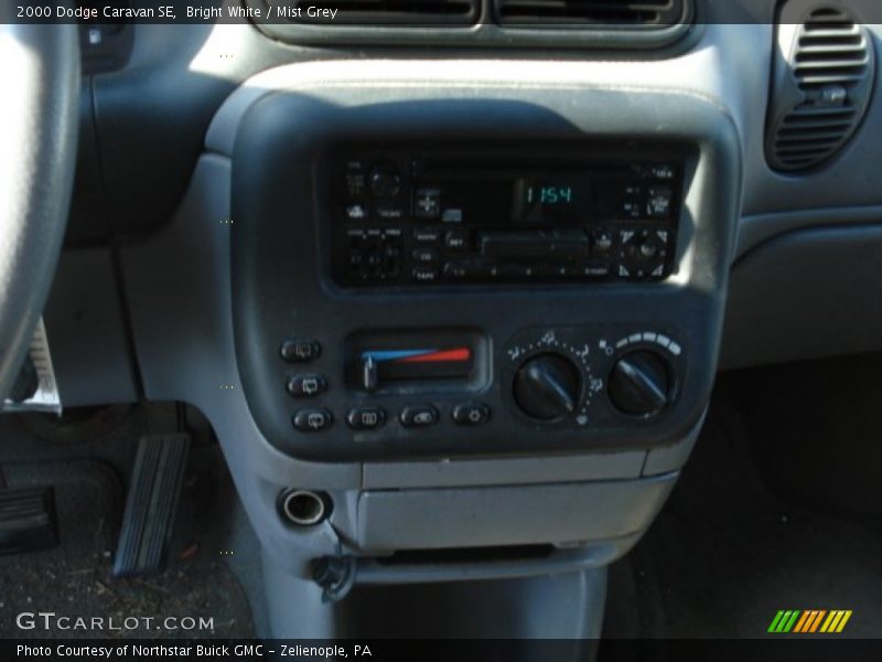 Bright White / Mist Grey 2000 Dodge Caravan SE