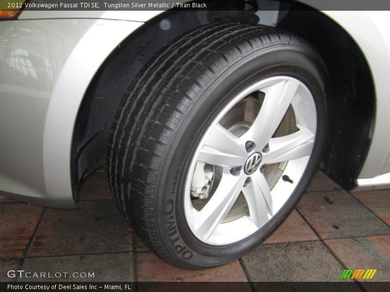 Tungsten Silver Metallic / Titan Black 2012 Volkswagen Passat TDI SE