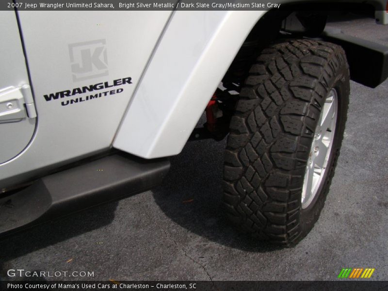 Bright Silver Metallic / Dark Slate Gray/Medium Slate Gray 2007 Jeep Wrangler Unlimited Sahara