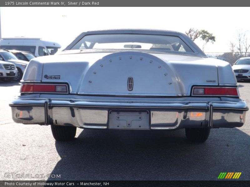 Silver / Dark Red 1975 Lincoln Continental Mark IV