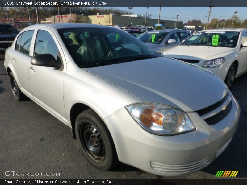 Ultra Silver Metallic / Gray 2005 Chevrolet Cobalt Sedan