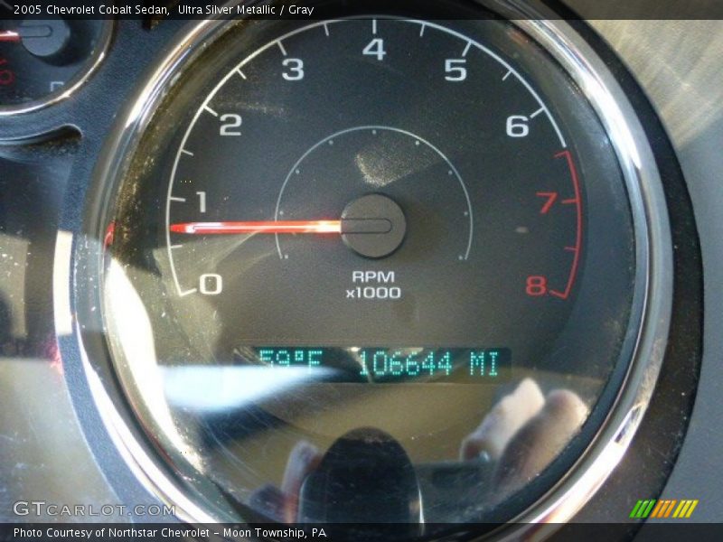 Ultra Silver Metallic / Gray 2005 Chevrolet Cobalt Sedan