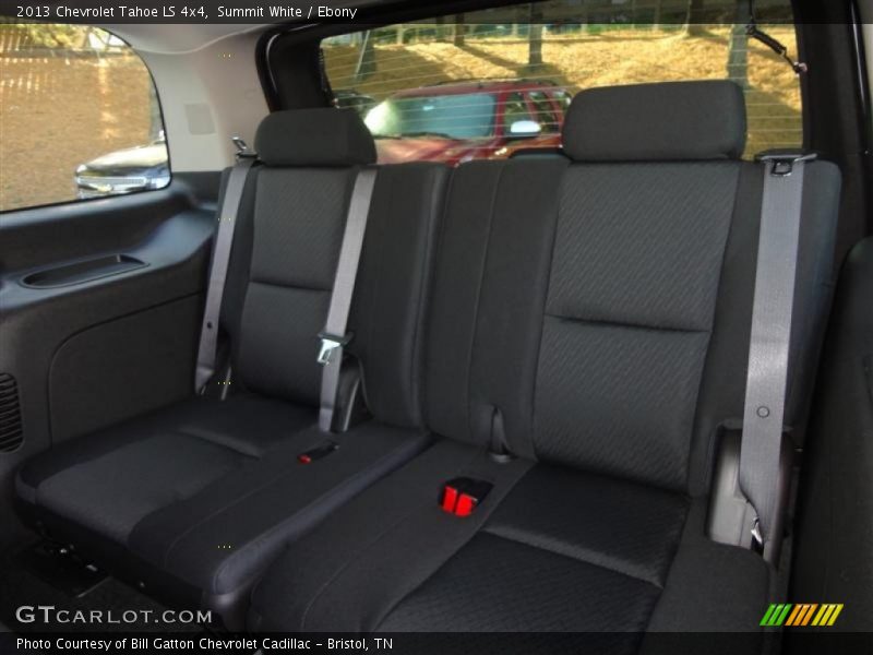 Summit White / Ebony 2013 Chevrolet Tahoe LS 4x4
